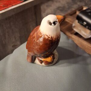 vintage eagle saltshaker only final price no more discounts